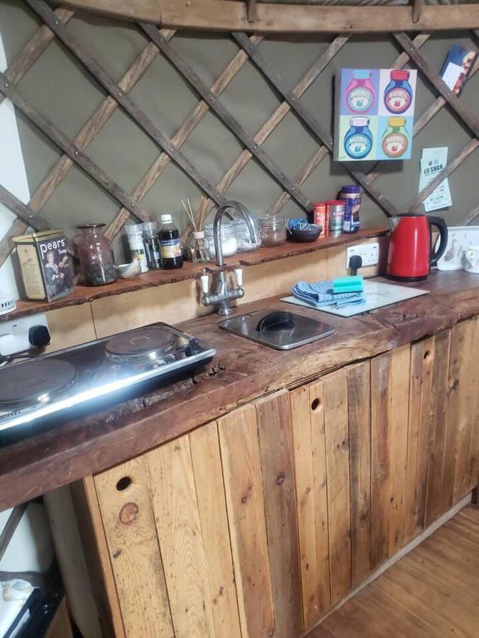Bembridge Harbour Yurt - Log Burner - Wifi Exterior foto